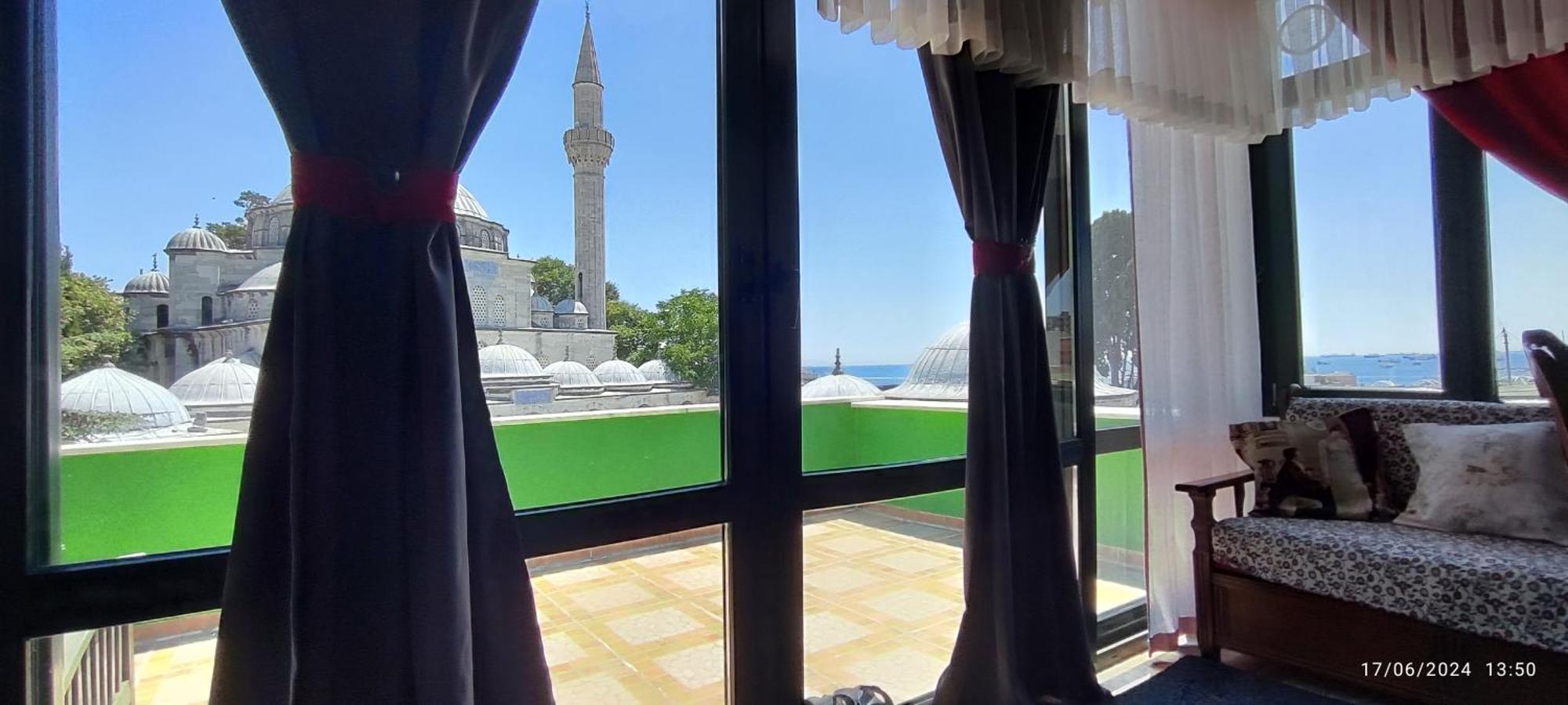 Nur Home Deniz Manzarali Istanbul Exterior photo